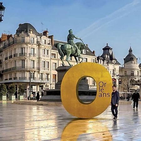Le Petit Meuble Hyper Centre Orléans Exterior foto